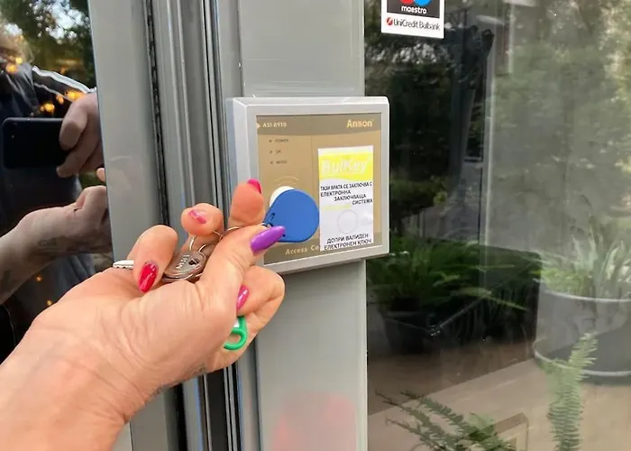 Joy Sunny Апартаменты